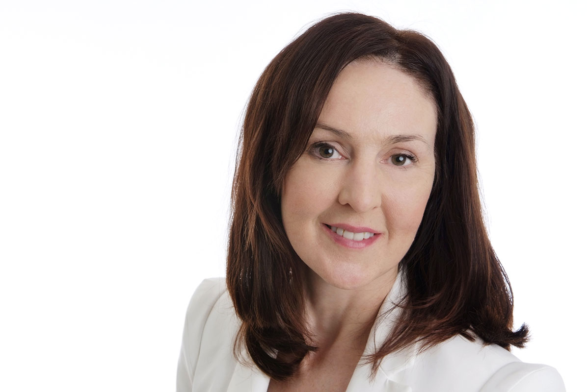 wide business headshots for websites