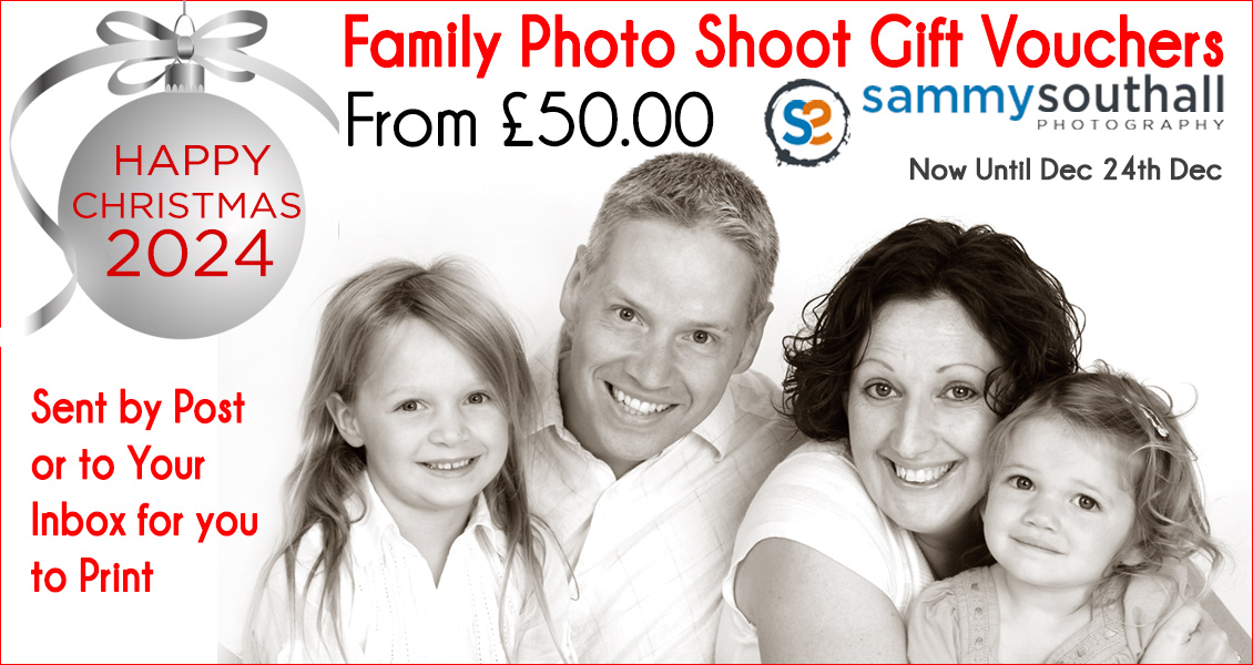 xmas-advert-family-portraits